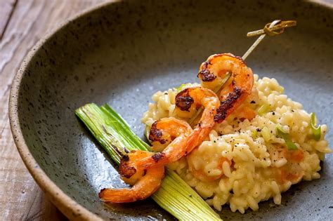 Risoto De Camarão Com Alho Poró Revista Sabores Do Sul Risoto De