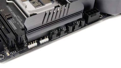 Diferencias del conector PWM de ventilador y el de refrigeración líquida