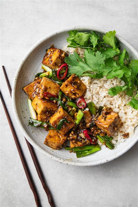 Tofu Stir Fry With Spicy Red Pepper Flakes