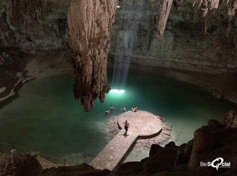 Cenote Suytun, Yucatán. - Riviera Maya