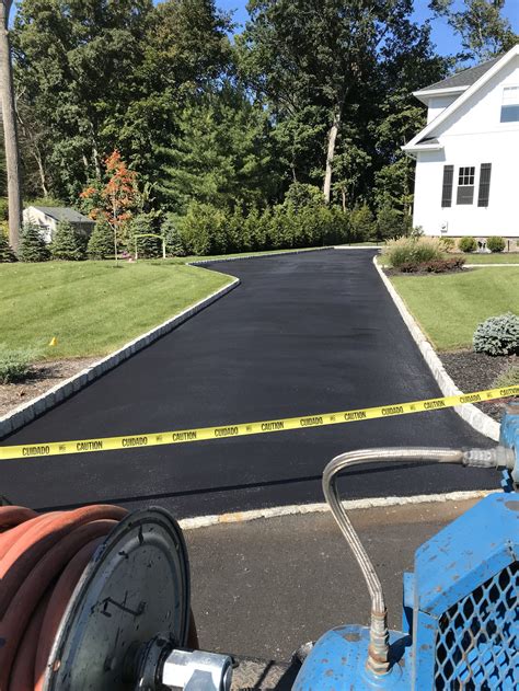 Driveway Sealcoating Wayne NJ Verona NJ Bloomingdale NJ