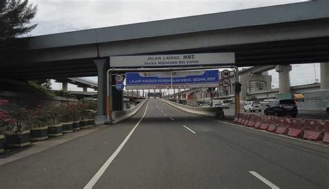 Tol Jakarta Cikampek KM 48 70 Macet Jalan Layang MBZ Ditutup