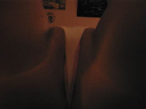 NsfwSyl Girl Porn Pic