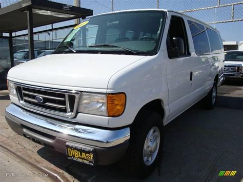 2007 Oxford White Ford E Series Van E350 Super Duty XLT 15 Passenger