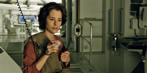 Parker Posey's Dr. Smith Is An Impostor On Lost in Space