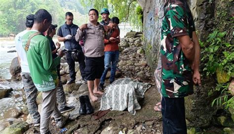 Geger Penemuan Mayat Pria Tanpa Identitas Di Sungai Ciliwung Ada Luka