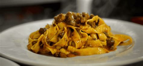 The 11 Best Foods and Dishes To Try in Florence in 2025