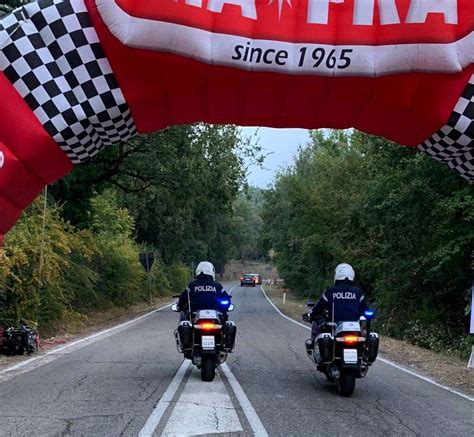 Anche La Polizia Di Stato Alla Cronoscalata Della Castellana