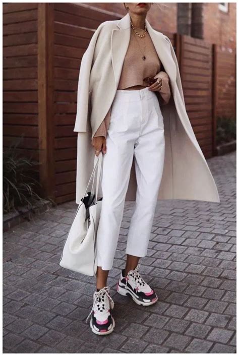 40 Minimalist Outfit Ideas For Fall 2019 Educabit Outfit