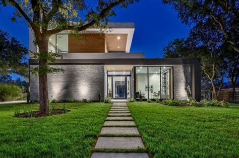 Timeless Elegance Meets Modern Luxury: Austin Home on the Market for ...