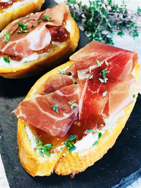 Goat Cheese And Prosciutto Crostini Cooks Well With Others Recipe In 2021 Goat Cheese