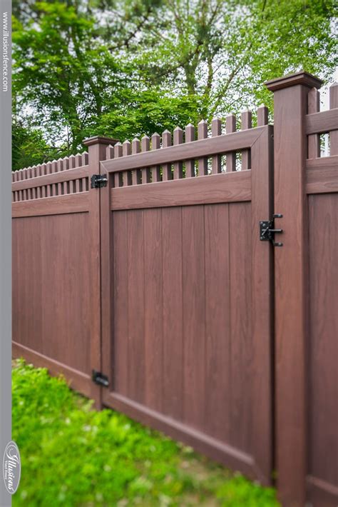 Embossed Wood Grain Vinyl Liberty Fence Railing