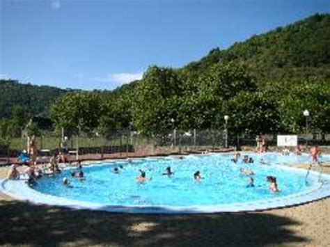 Camping La Rivi Re Saint Hippolyte Entraygues Locations Disponibles