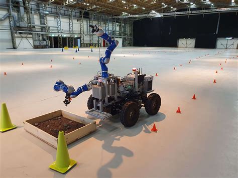 Los Astronautas Probarán Desde La Iss Un Robot Lunar En La Tierra