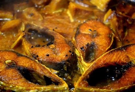 MASALA HILSA FISH CURRY RECIPE