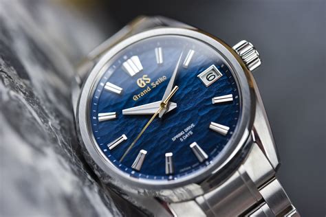 Hands On Review Grand Seiko Spring Drive Slga Lake Suwa Price