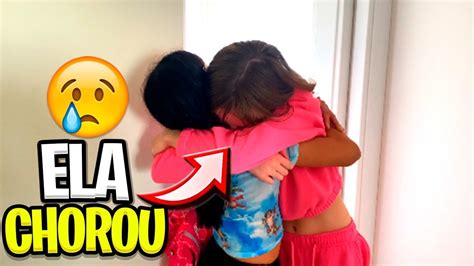 Fiz Uma Surpresa Emocionante Para Minha Melhor Amiga Ela Chorou Youtube