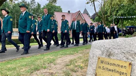 Großer Festumzug 100 Jahre Schützenverein Schwefingen Varloh NOZ