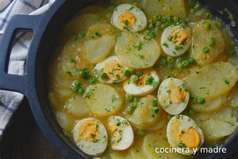 Patatas Con Huevos En Salsa Verde Cocinera Y Madre