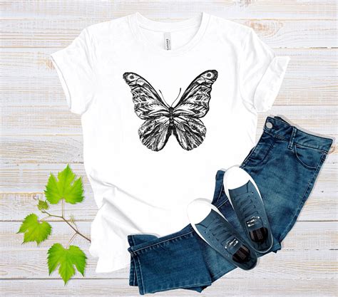 Butterfly Shirt Monarch Butterfly T Shirt Butterfly Graphic Etsy