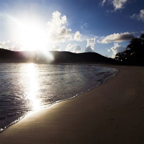 Sunrise in Flamenco Beach in Culebra Puerto Rico #culebra #flamenco # ...