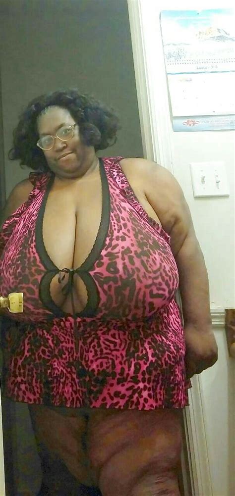 Big Black Mamas Ebony Bbws Pageant Girls Big Bra Swimsuit Edition