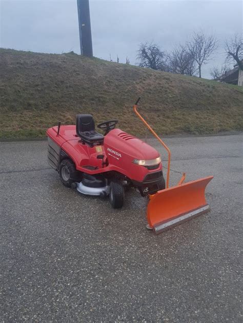 Tracteur Traktor Rasentraktor Honda Mit Schneepflug Kaufen Auf Ricardo