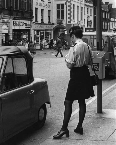 Chesterfield Archive 002 054 Chesterfield Low Pavement Flickr