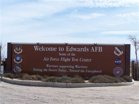 Edwards Air Force Base in Edwards AFB, CA - Virtual Globetrotting