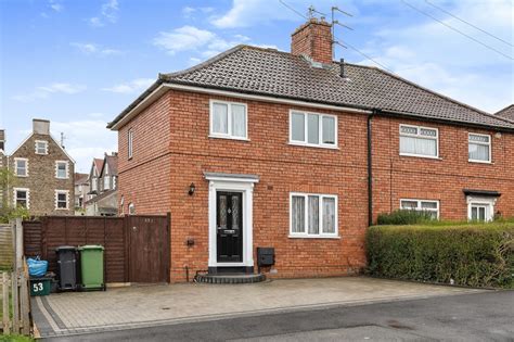 3 Bedroom Semi Detached House Abingdon Road Bs16 Property Search