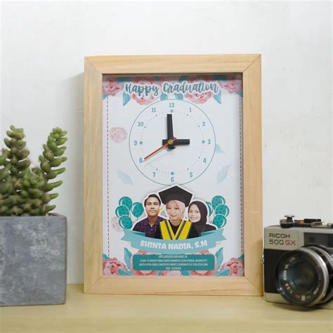 D Jam Frame Bingkai Kayu Foto Custom Kado Wisuda Kado Wisudaku