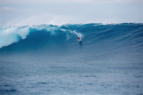 Julia Mancuso, Cloudbreak Slope | SURFER Magazine - Surfer