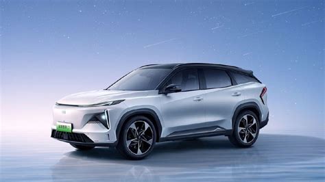 预算15万买高颜值新能源suv 深蓝s7与银河l7怎么选？ 新浪汽车