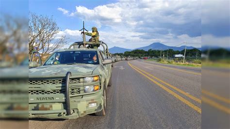 Tiran Cad Ver Con Signos De Violencia En La Carretera Jacona Jiquilpan