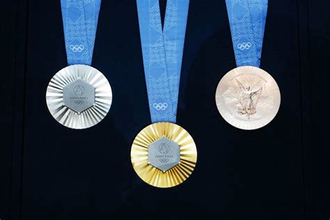 Paris Olympics medals contain Eiffel Tower pieces - Marseille News