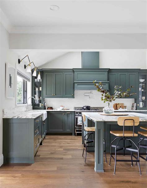 Green Kitchen Cabinet Ideas