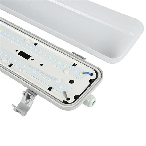 Industrial IP66 LED Vapor Tight Waterproof Fixture For Parking Garage