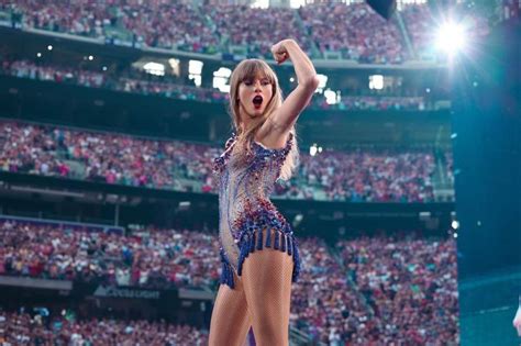 score taylor swift  eras  singapore    july