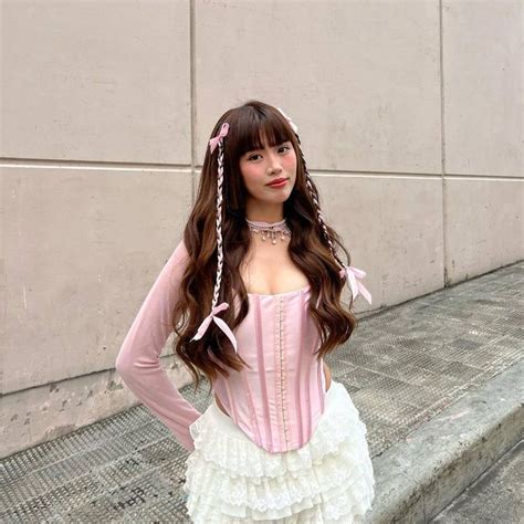 maloi bini icon ʚ ᗢ ﾟ in 2024 Pretty brunette Tiktok style Dark