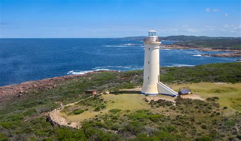 Point Stephens Lighthouse and Fingal Island | NSW National Parks