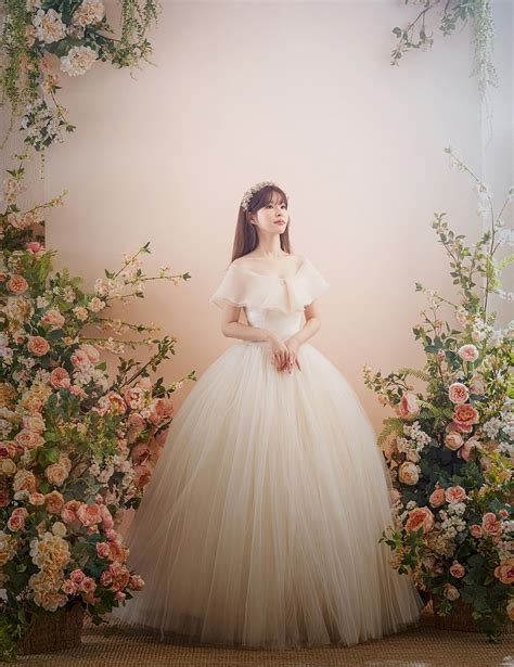 KOREAN WEDDING C-024 MARRIED STUDIO : korea wedding pledge Fairy Tale Wedding Dress, Spring ...