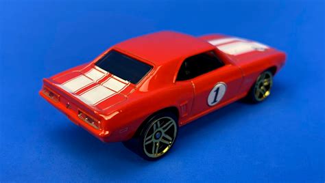 Тематична Машинка Hot Wheels Camaro Fast Furious HNR HNT Red купити в інтернет