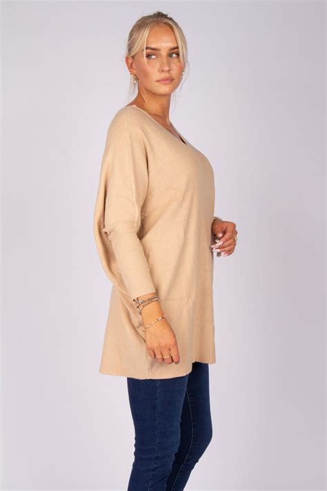 Lang Batwing Strik M Sommerfugl Beige