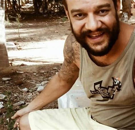 Empres Rio Paulista Encontrado Morto A Pedrada Em S O Miguel Do