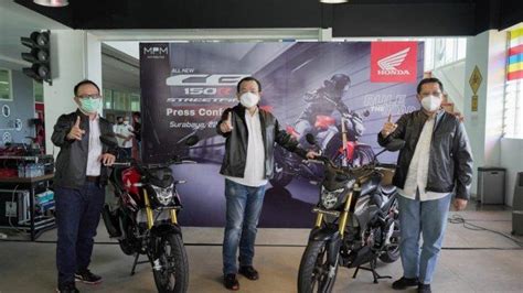 Tampil Semakin Gagah Dan Masif All New Cb R Streetfire Resmi