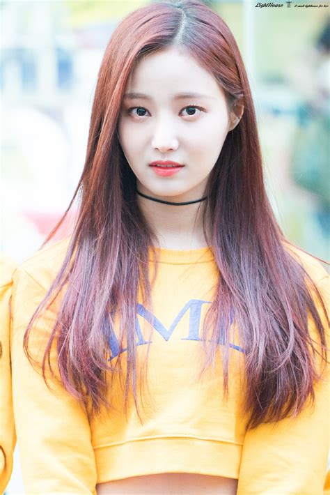 Yeonwoo Momoland Kpop Wallpaper Kpop Idol Female Cute