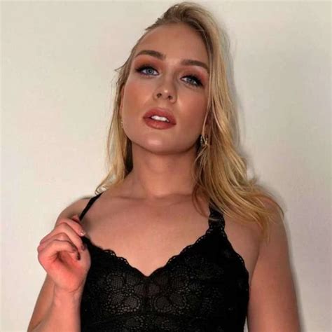 Sexy Trans Blaire Banks Dominates Buck S Ass Shemale Bareback Porn By Trans Midnight XHamster