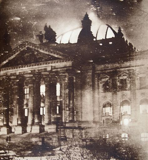 A 90 Años Del Incendio Del Reichstag El Hecho Que Benefició A Los