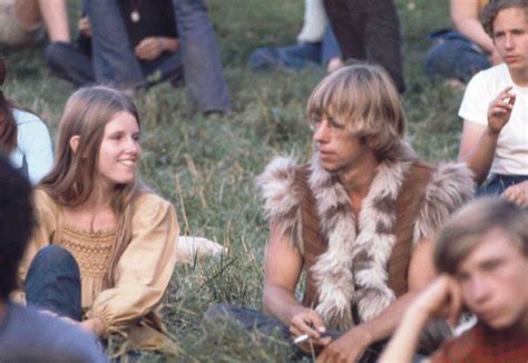 Stunning Photos Depicting The Rebellious Fashion At Woodstock 1969