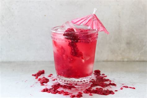 Spiked Raspberry Pink Lemonade Vodka Drinkwire